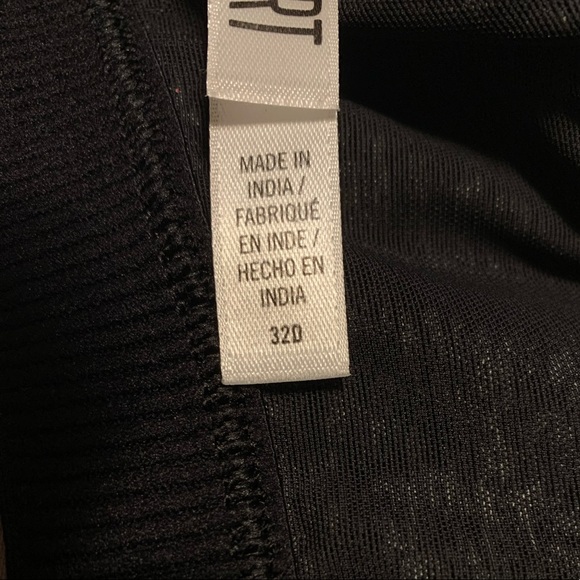 VS Sports Bra - Picture 7 of 7